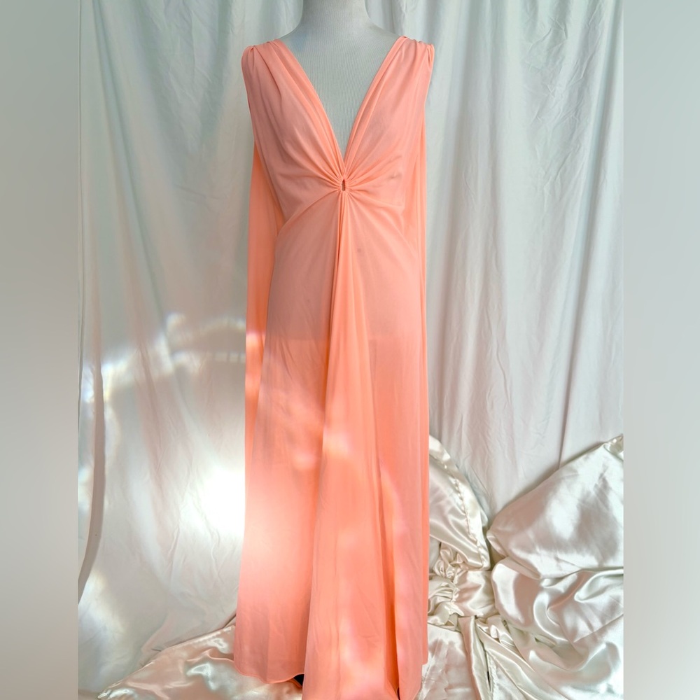 VINTAGE FAIRY-STYLE
NIGHTGOWN